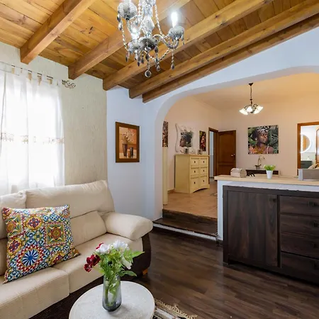 Villa Paradise Constancia With Views