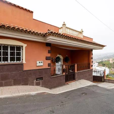 Villa Paradise Constancia With Views *